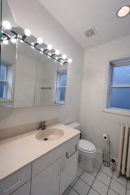 Building Photo - 3716 N Cicero Ave