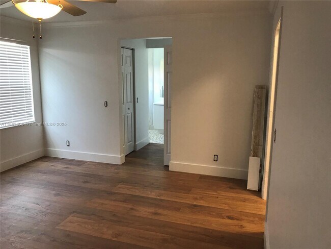 Building Photo - 4265 Pine Ridge Ct