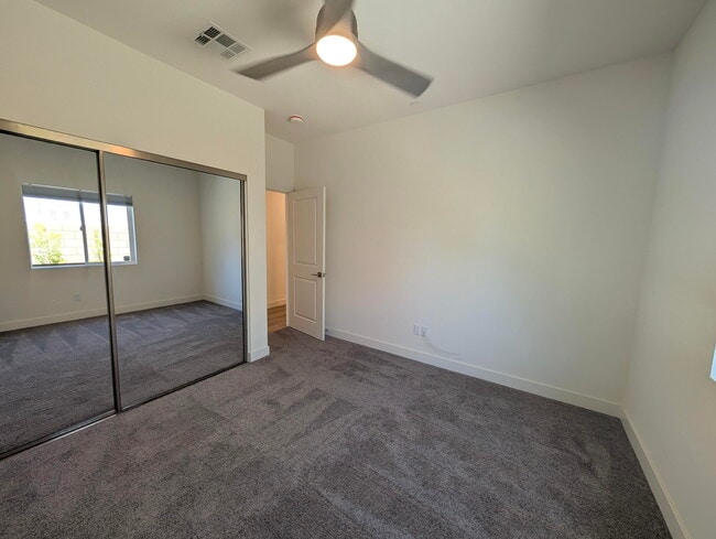Building Photo - 30100 San Joaquin Dr