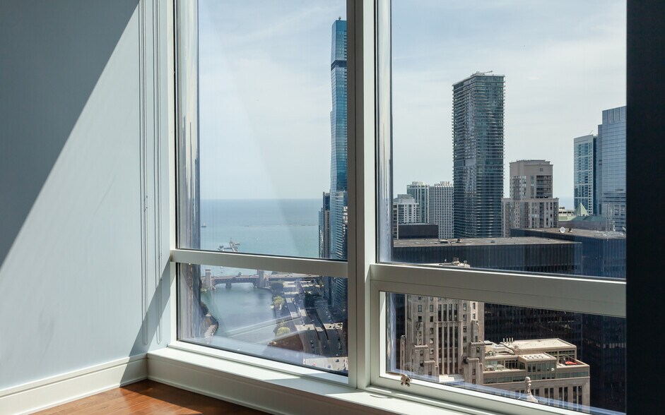 Building Photo - 401 N Wabash Ave