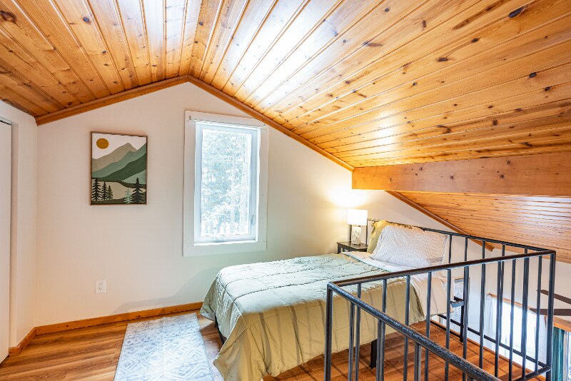 Building Photo - 2 Spruce Trail