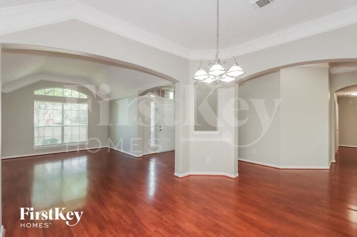 Building Photo - 9930 Hickory Trace Ct