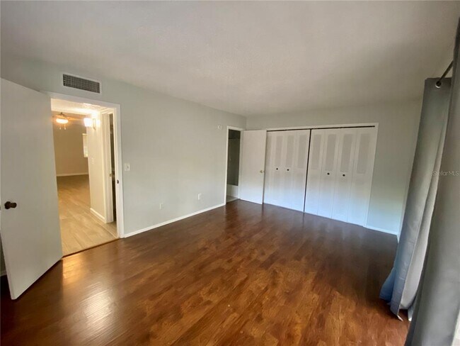 Building Photo - 11716 Raintree Village Blvd