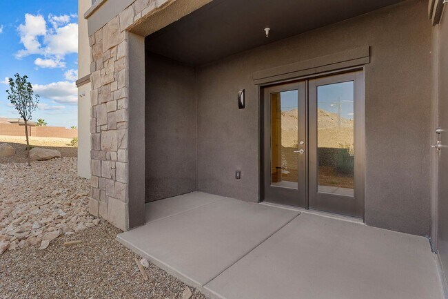 Building Photo - Brand New Modern Apartments at Ascesa