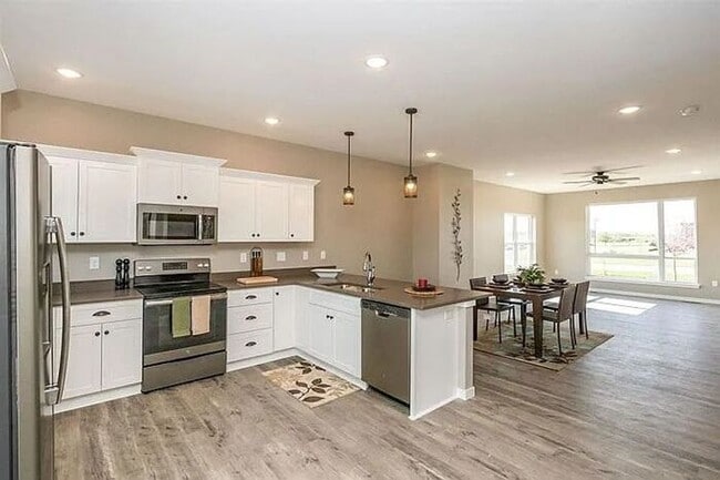 Building Photo - $2,400 | 3 Bedroom, 2.5 Bathroom Town Home | Pet Friendly | Available for an August 1st, 2026 Mov...