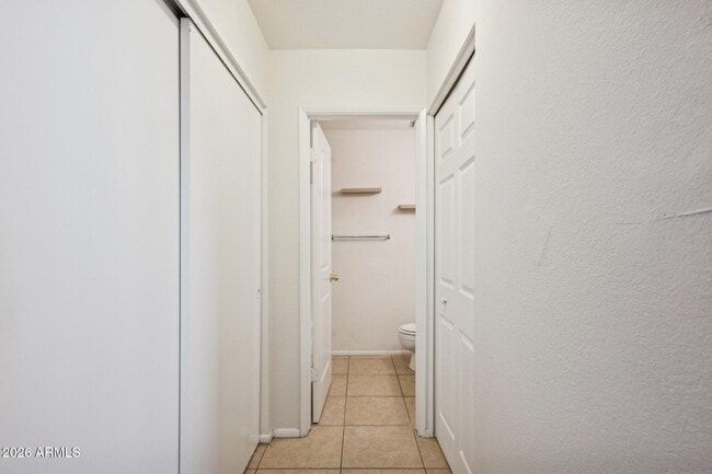 Building Photo - 9001 W Elm St