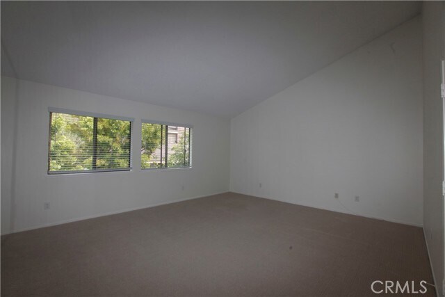 Building Photo - 28116 Ridgepoint Ct
