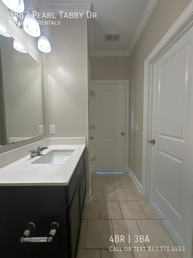 Building Photo - 3582 Pearl Tabby Dr