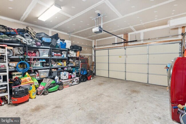 Building Photo - 42832 Bittner Square