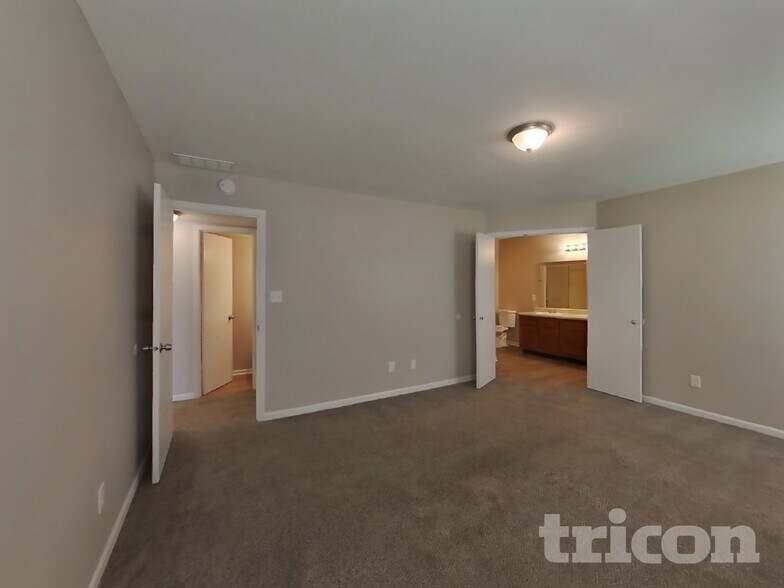 Building Photo - 2207 Goldeneye Cir