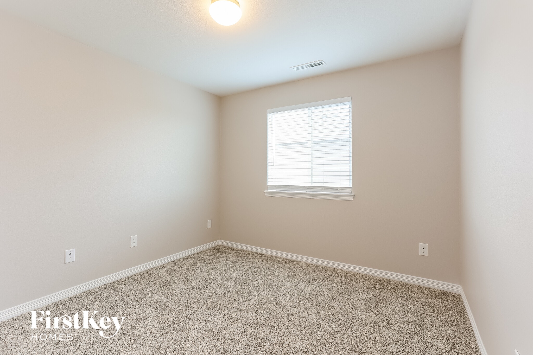 Building Photo - 11145 Rockcastle Dr