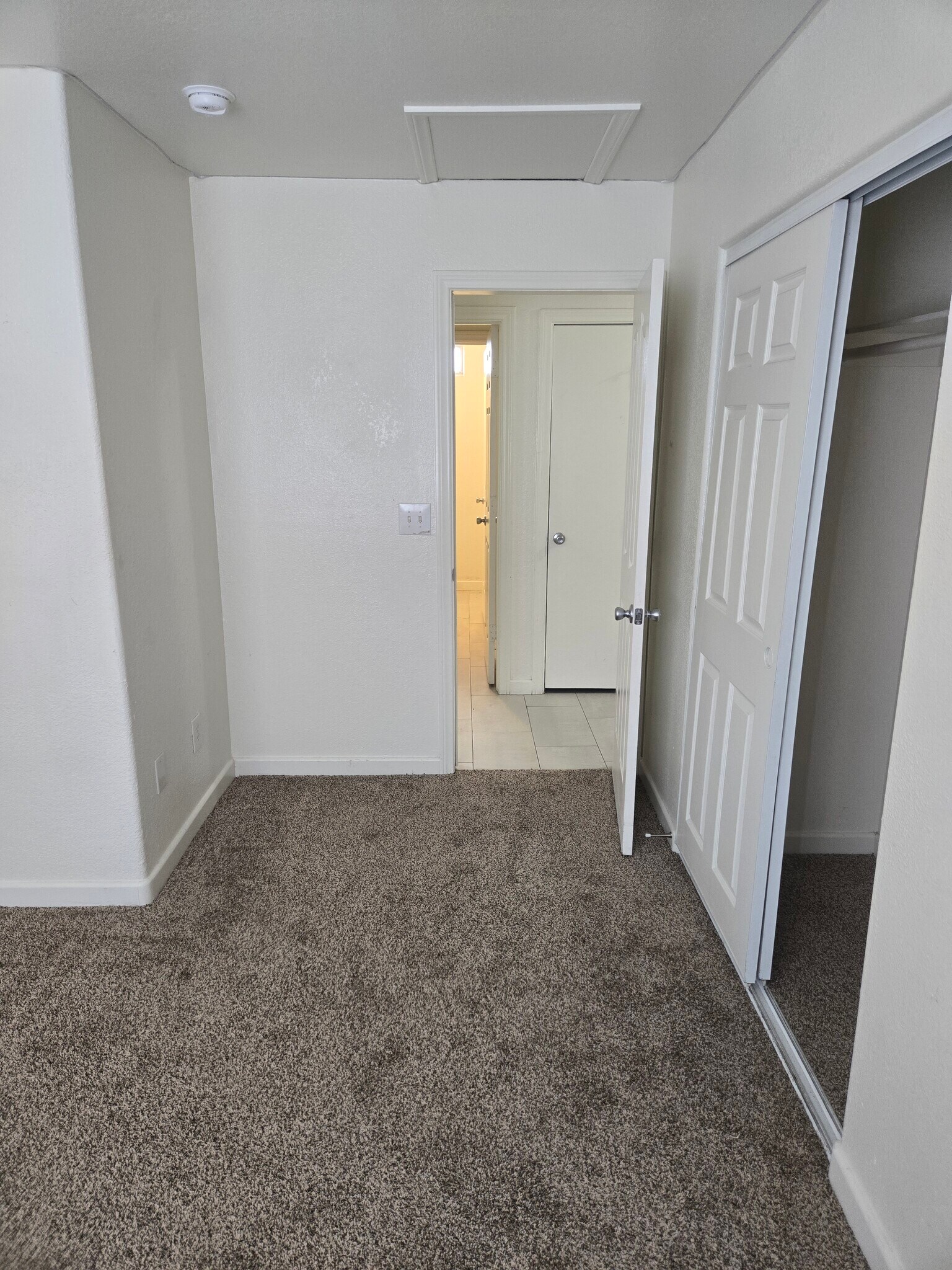 Building Photo - 1280 Blankenship Ave