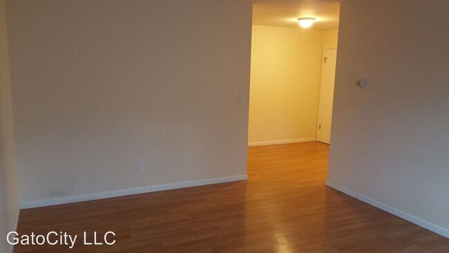 Building Photo - 2342 S Austin St