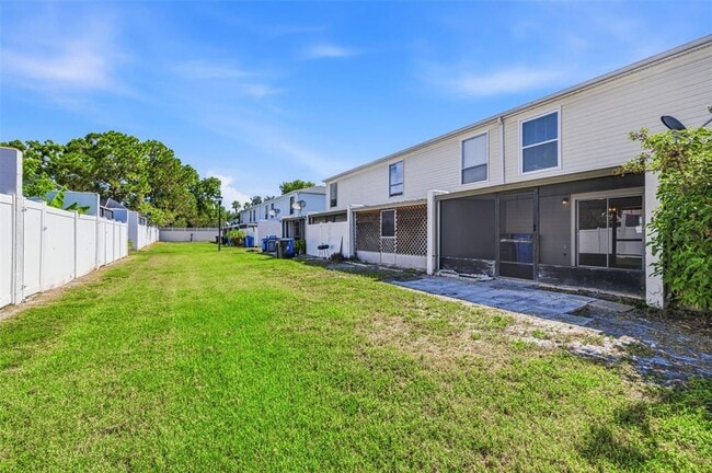Building Photo - 11906 Cypress Hill Cir