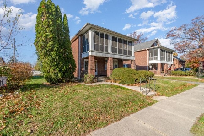 Building Photo - 150 Riddle Rd