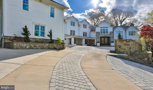 Building Photo - 6329 Linway Terrace