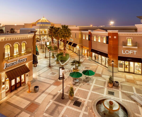 Walking distance to Mall of Louisiana - 10144 The Grove Ave