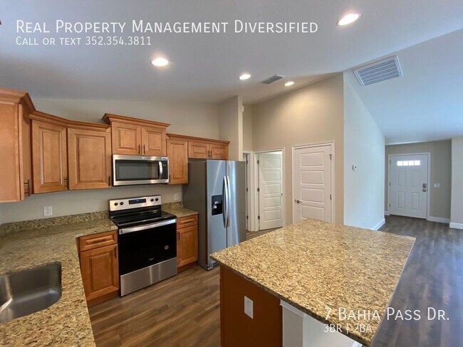 Building Photo - 7 Bahia Pass Dr