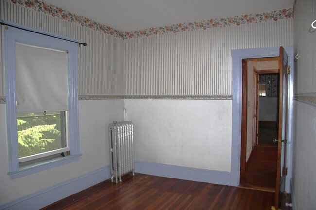 Building Photo - 14 Reed St