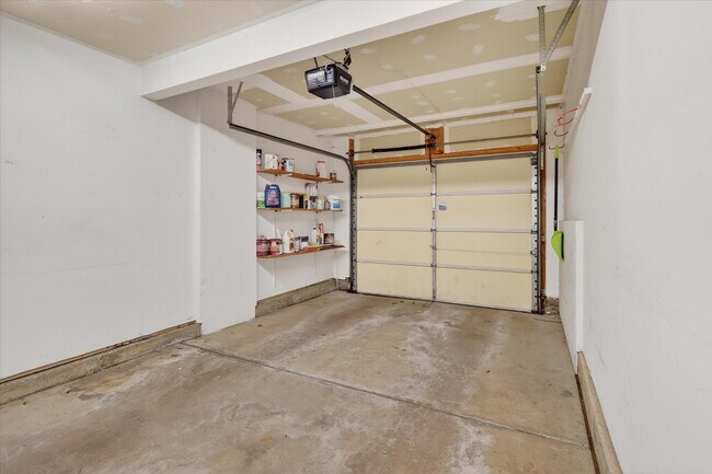 Building Photo - 1161 Hawthorne Ln