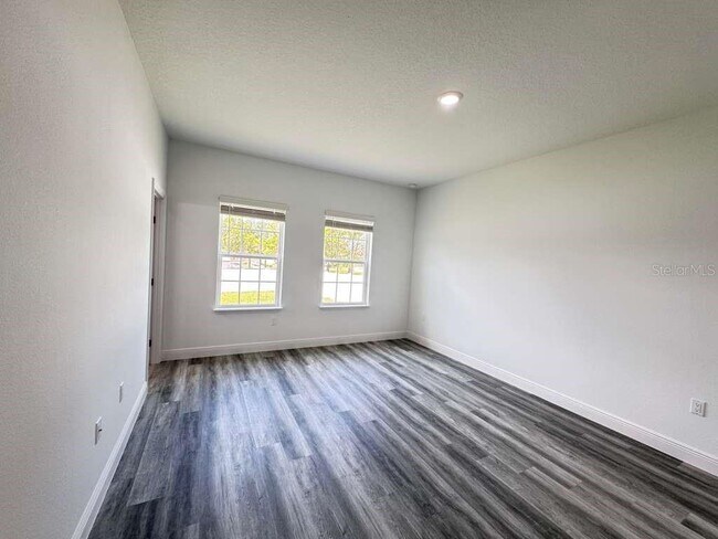 Building Photo - 5998 SW 128th St Rd