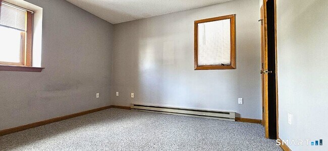 Building Photo - 482 East St