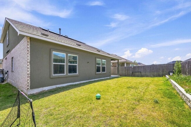 Building Photo - 1733 Catahoula Dr