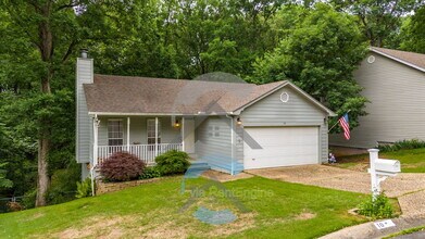 Building Photo - 10 Sweet Gum Ct