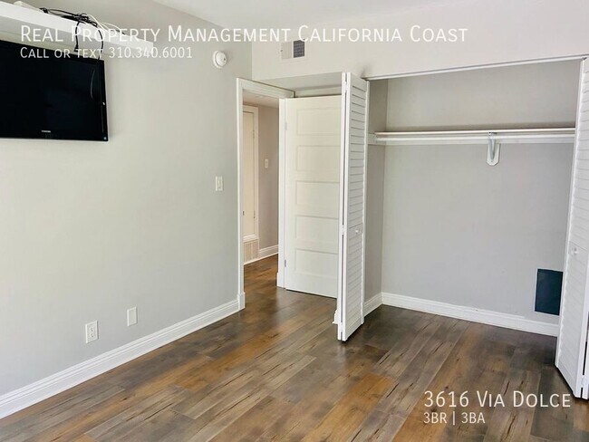 Building Photo - 3616 Via Dolce Via