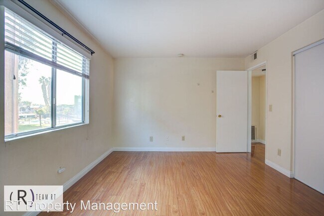 Building Photo - 2 br, 2 bath House - 830 N Dalton Ave #108