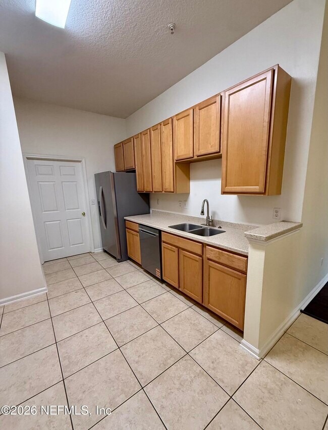Building Photo - 13819 Herons Landing Way