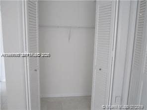 Building Photo - 16701 NE 14th Ave