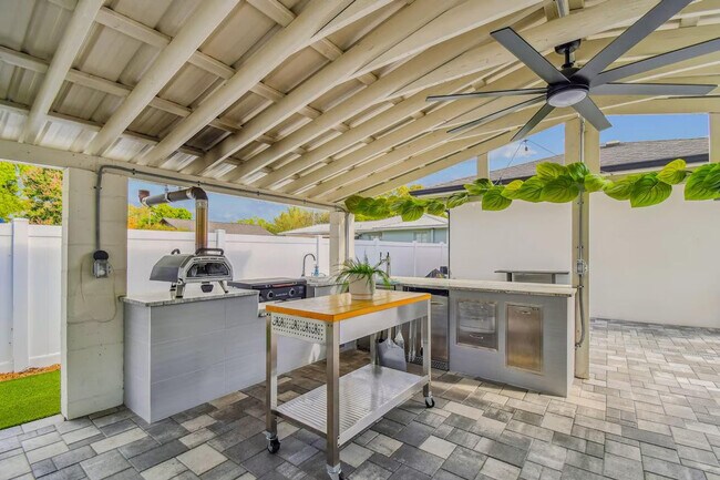 Building Photo - 1107 W Braddock St