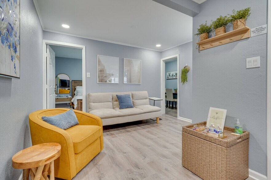 Building Photo - 1519 171st Ave