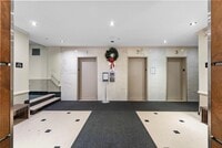 Building Photo - 201 St Pauls Ave