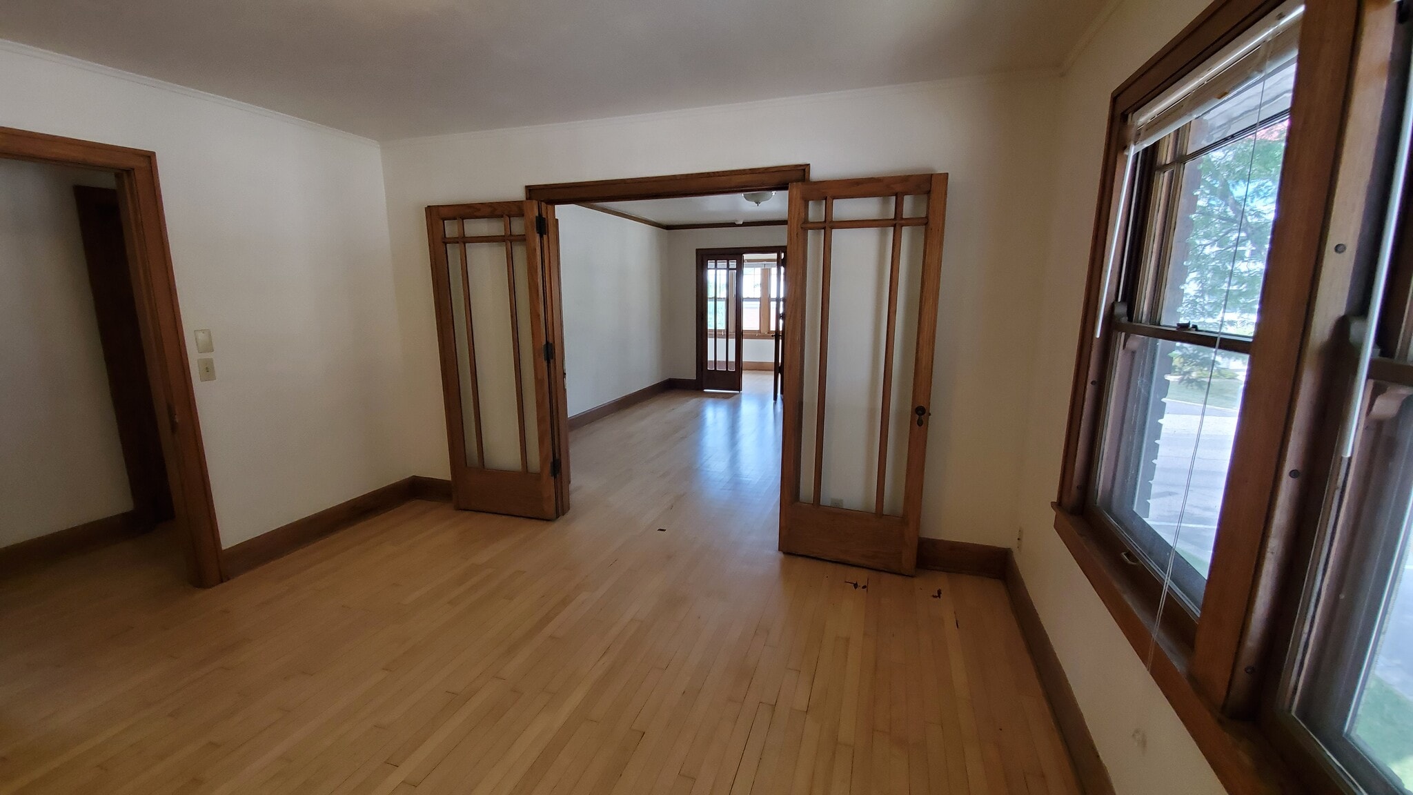 Building Photo - 1901 University Ave