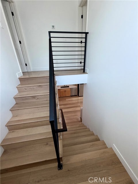 Building Photo - 5436 Kester Ave