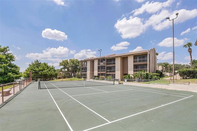 Building Photo - 626 Orange Dr