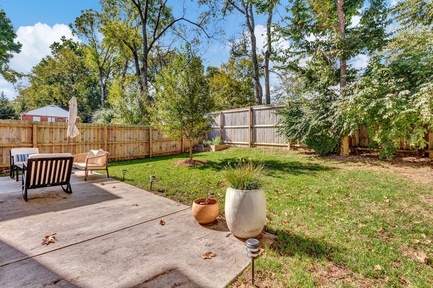 Building Photo - 1802A Tammany Dr