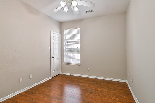 Building Photo - 15318 Bent Twig Way