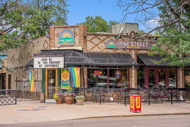 Building Photo - 2124 E 17th Ave