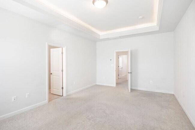 Building Photo - Beautiful 3 Bedroom Home on Corner Lot in ...