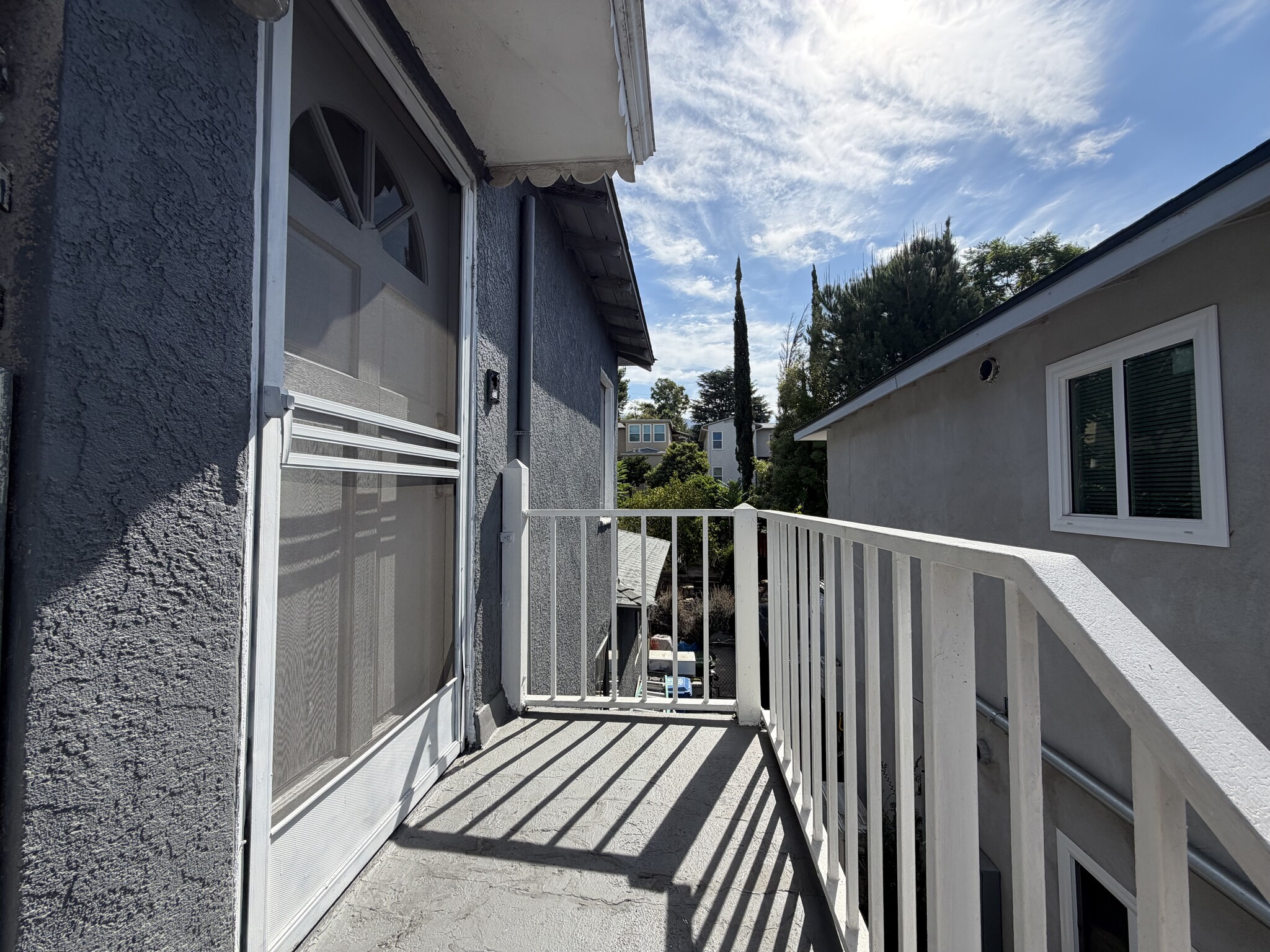 Building Photo - 10328 Silverton Ave