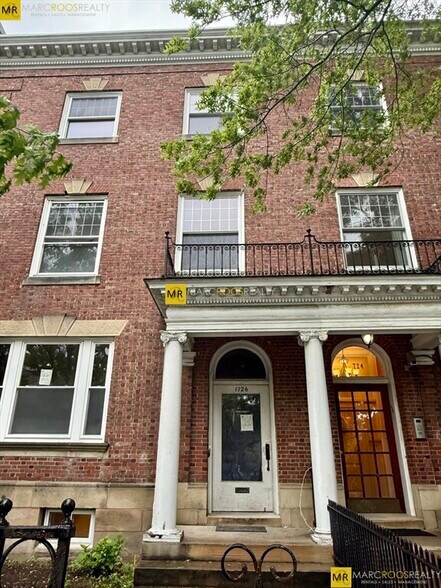 Building Photo - 1726 Beacon St
