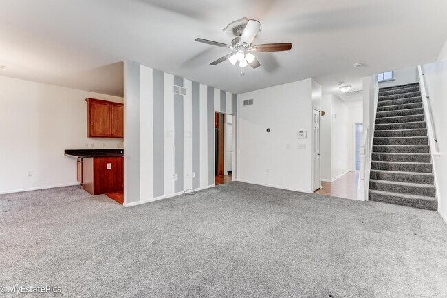 Building Photo - 41101 Maplewood Drive