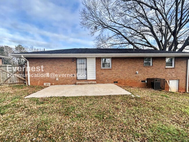 Building Photo - 1244 Calhoun Ave