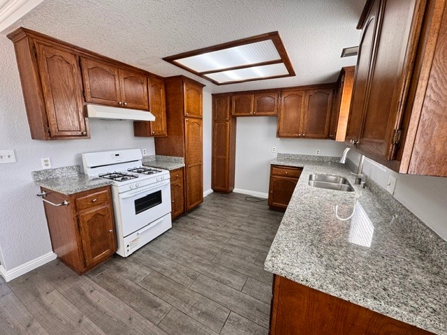 KITCHEN - 14439 Rosecrans Ave