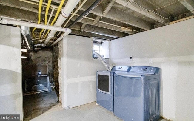 Building Photo - 3007 Oakley Ave