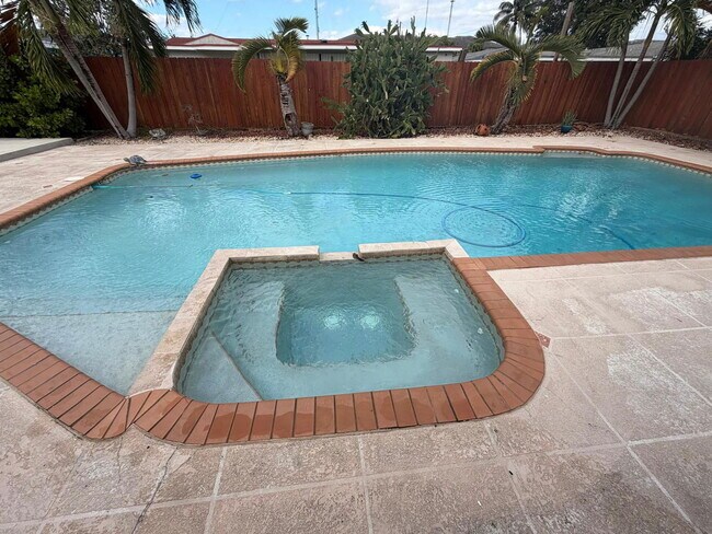 Building Photo - 515 NW 202nd Terrace