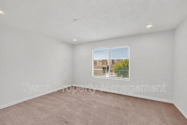 Building Photo - 6316 Vista del Bosque Dr
